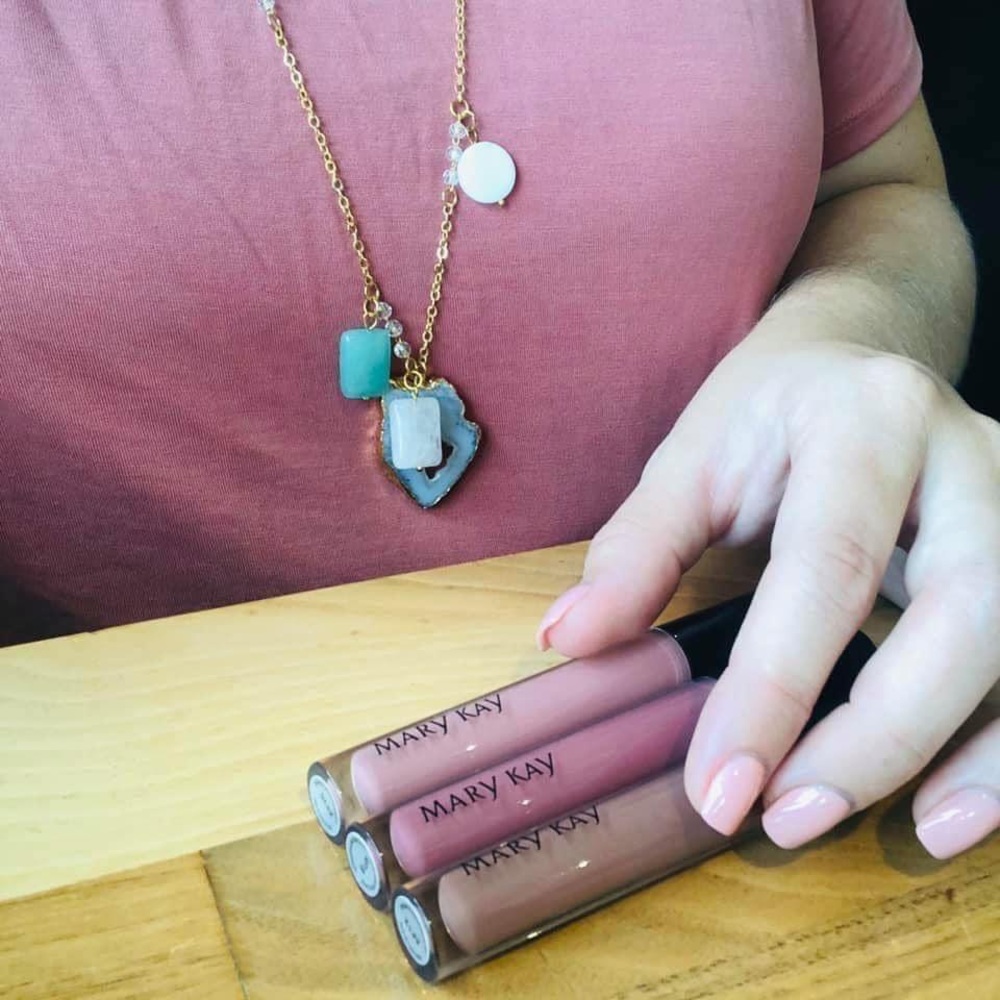 Mary Kay!! - Picture 3 of 16